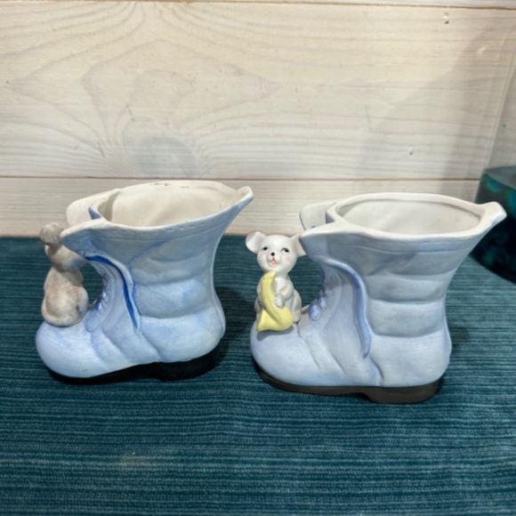 Vintage Planter Ceramic Blue Baby Boot with Baby Mice Made in Taiwan - Picture 6 of 10